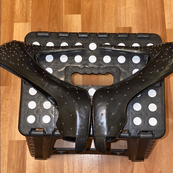 Report Signature Studded Leather Pumps👠 - Picture 8 of 9